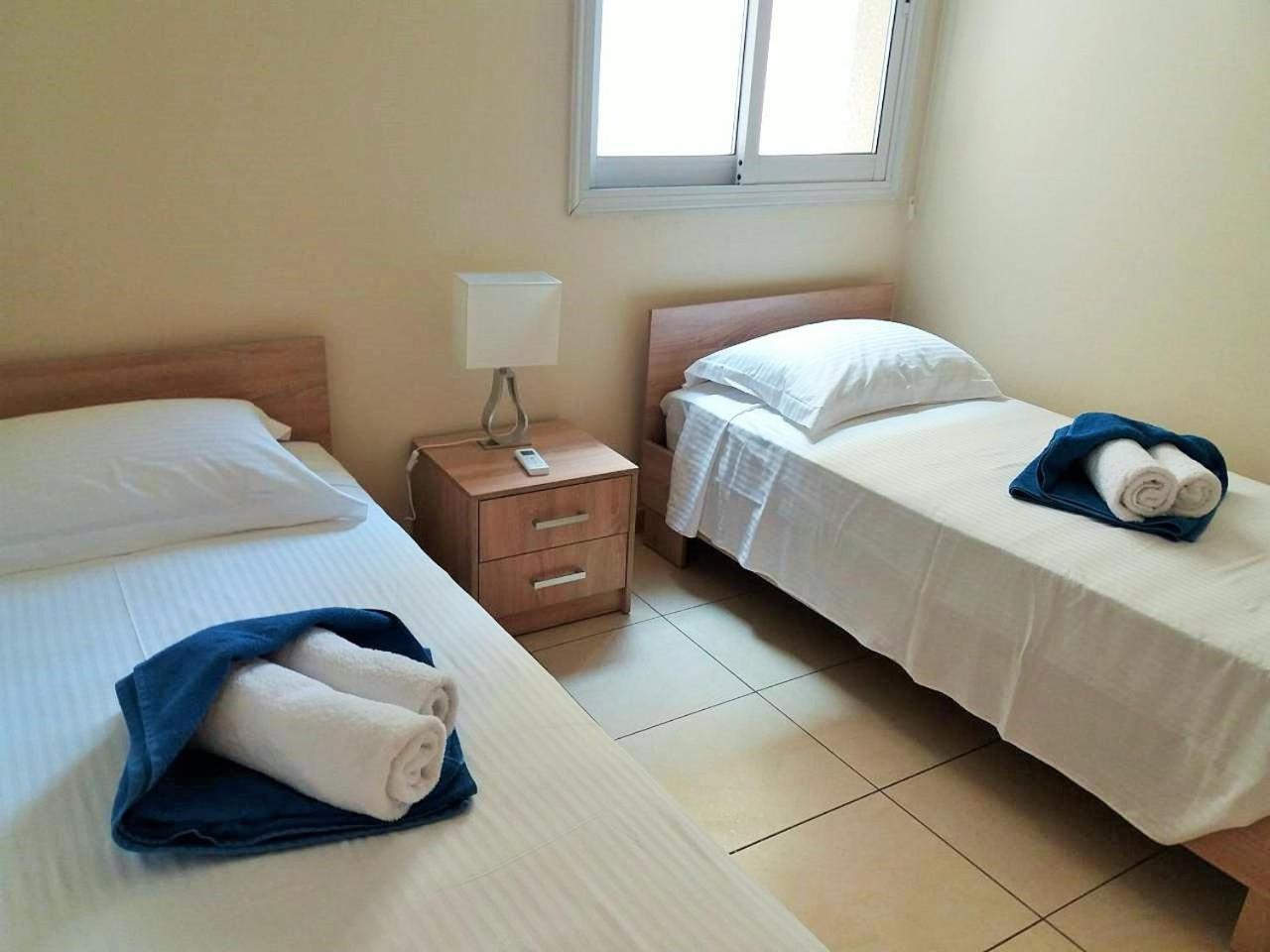 Apartment 301 Carisa Napa - Holiday Flats Larnaca Zewnętrze zdjęcie